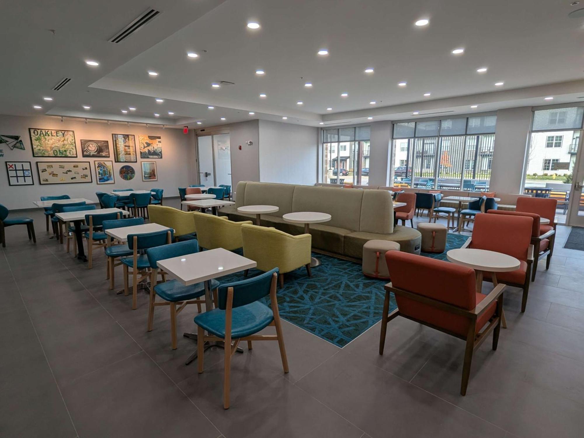 Home2 Suites By Hilton Cincinnati Midtown Oakley Exteriér fotografie